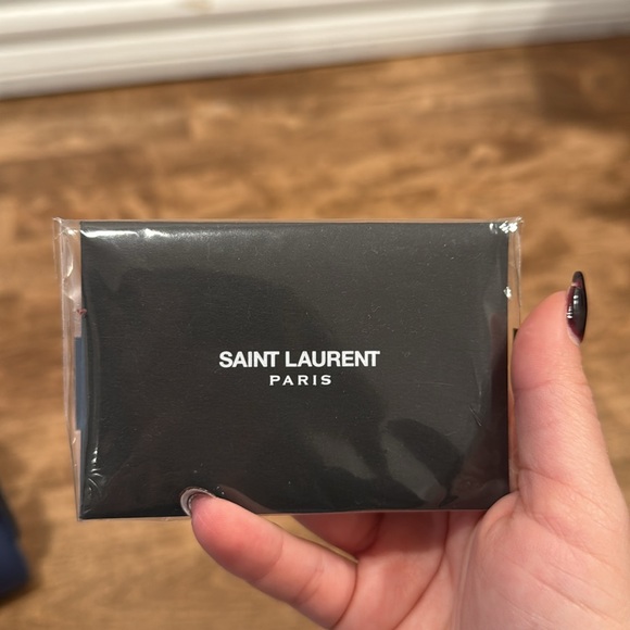 Saint Laurent
Baby Sac De Jour shoulder/crossbody bag - Picture 15 of 15